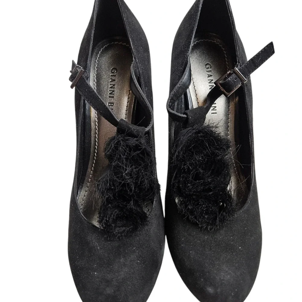 Gianni Bini Heels Women's 9.5M Black Strappy Ankle Strap Closed Toe Shoes Flower